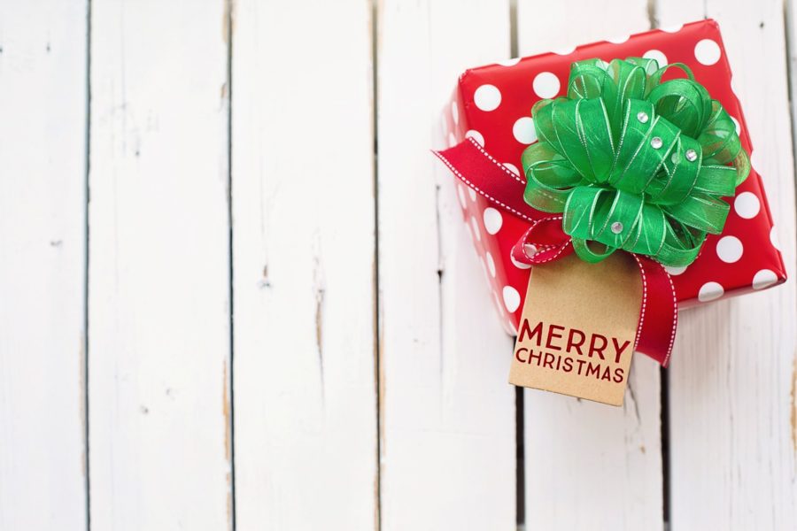 16 Festive White Elephant Gift Exchange Themes for Adults